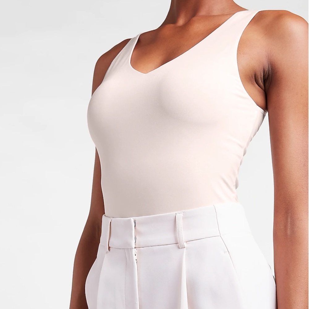 Express Body Contour Silky V-Neck Thong Bodysuit